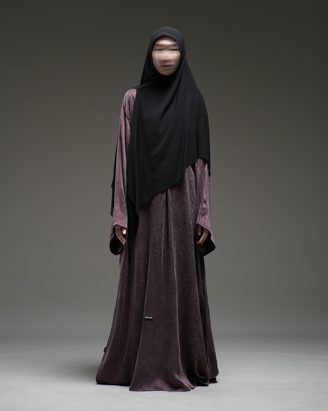 La Lustre Frosty Black Pearl Abaya