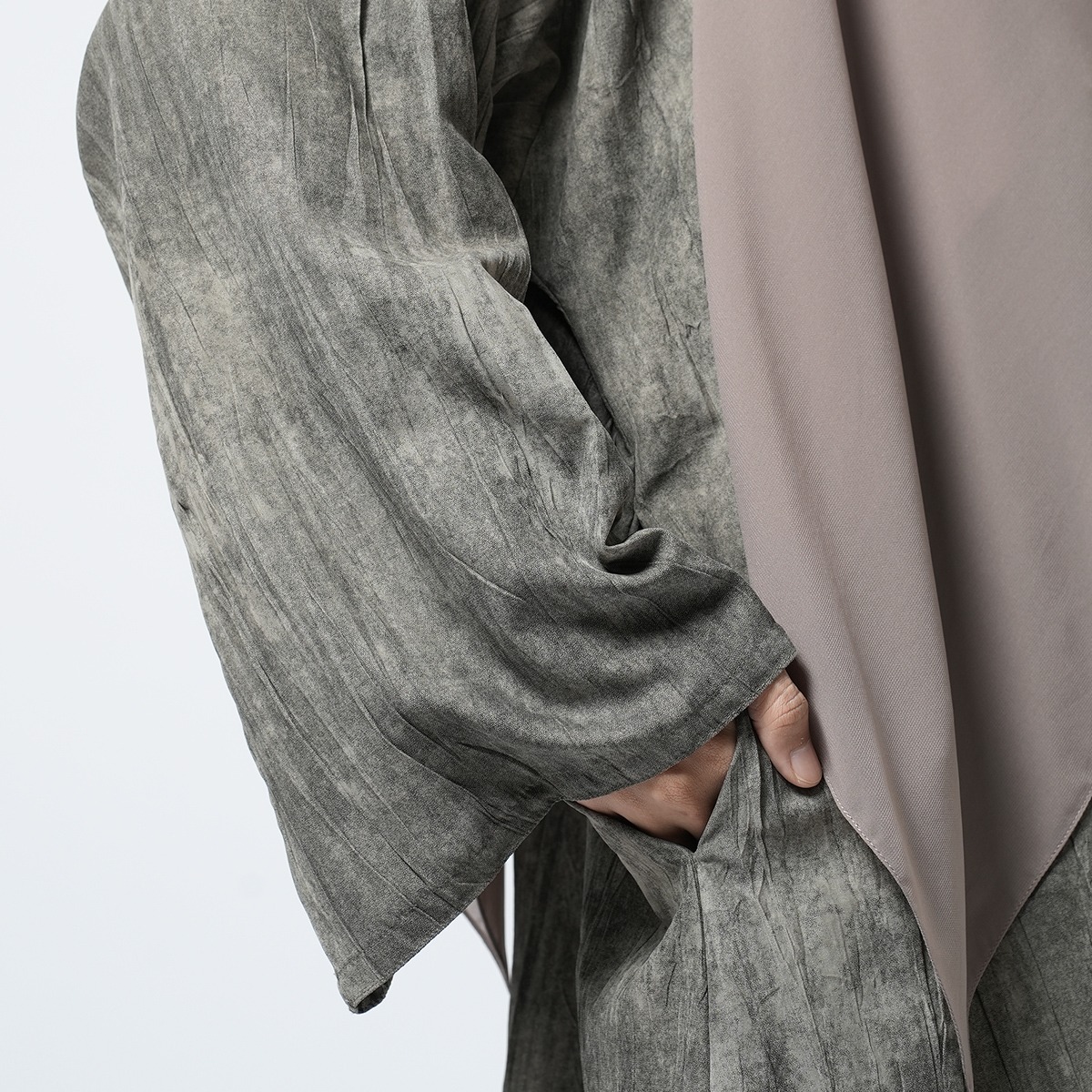 Bezza Abaya
