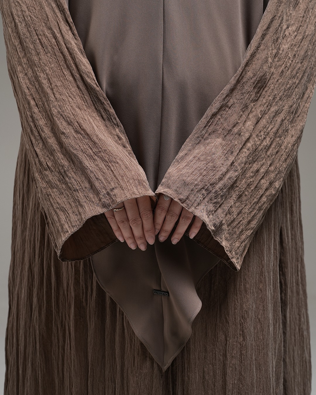Nuvel Ecrase Abaya