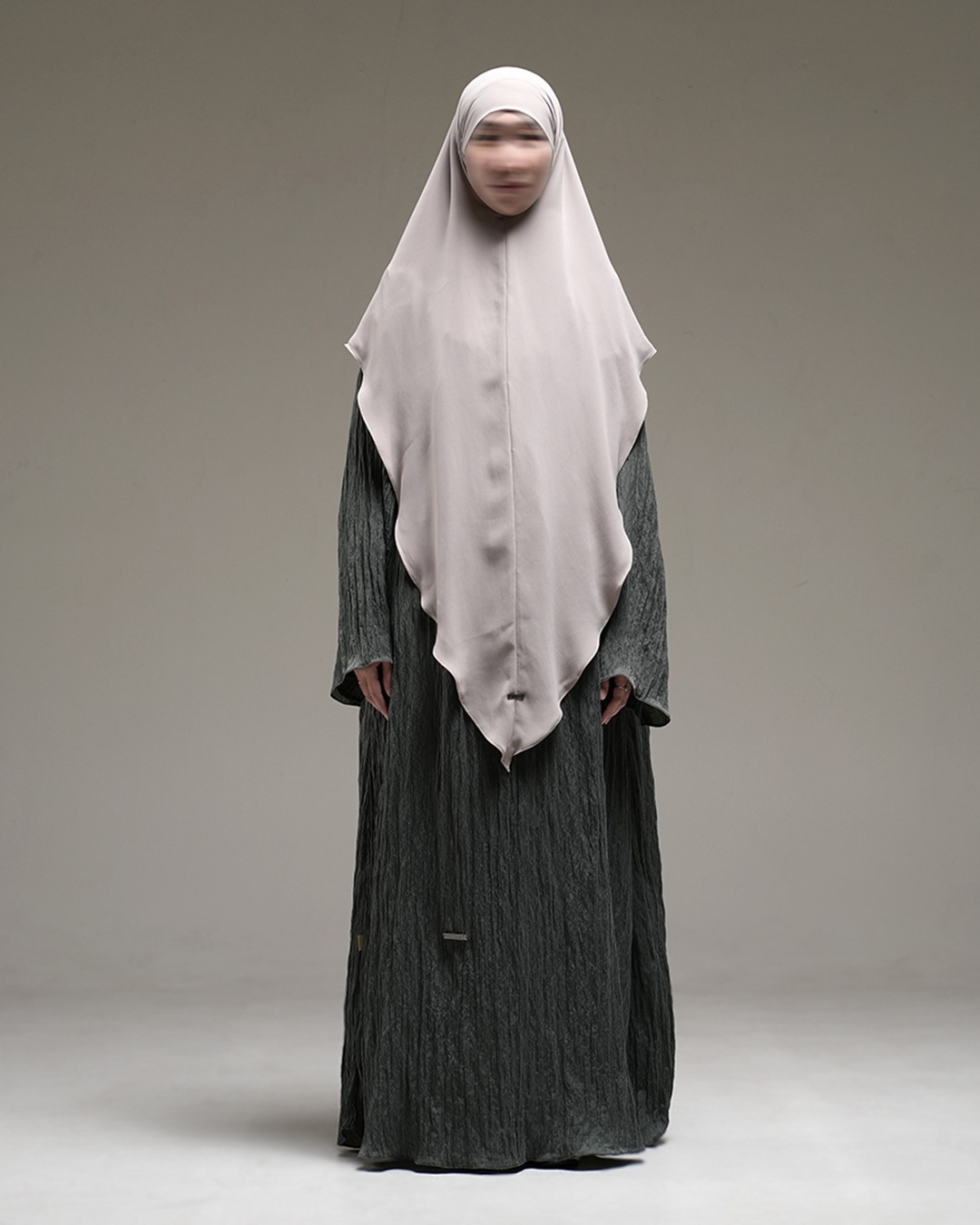 Nuvel Ecrase Abaya
