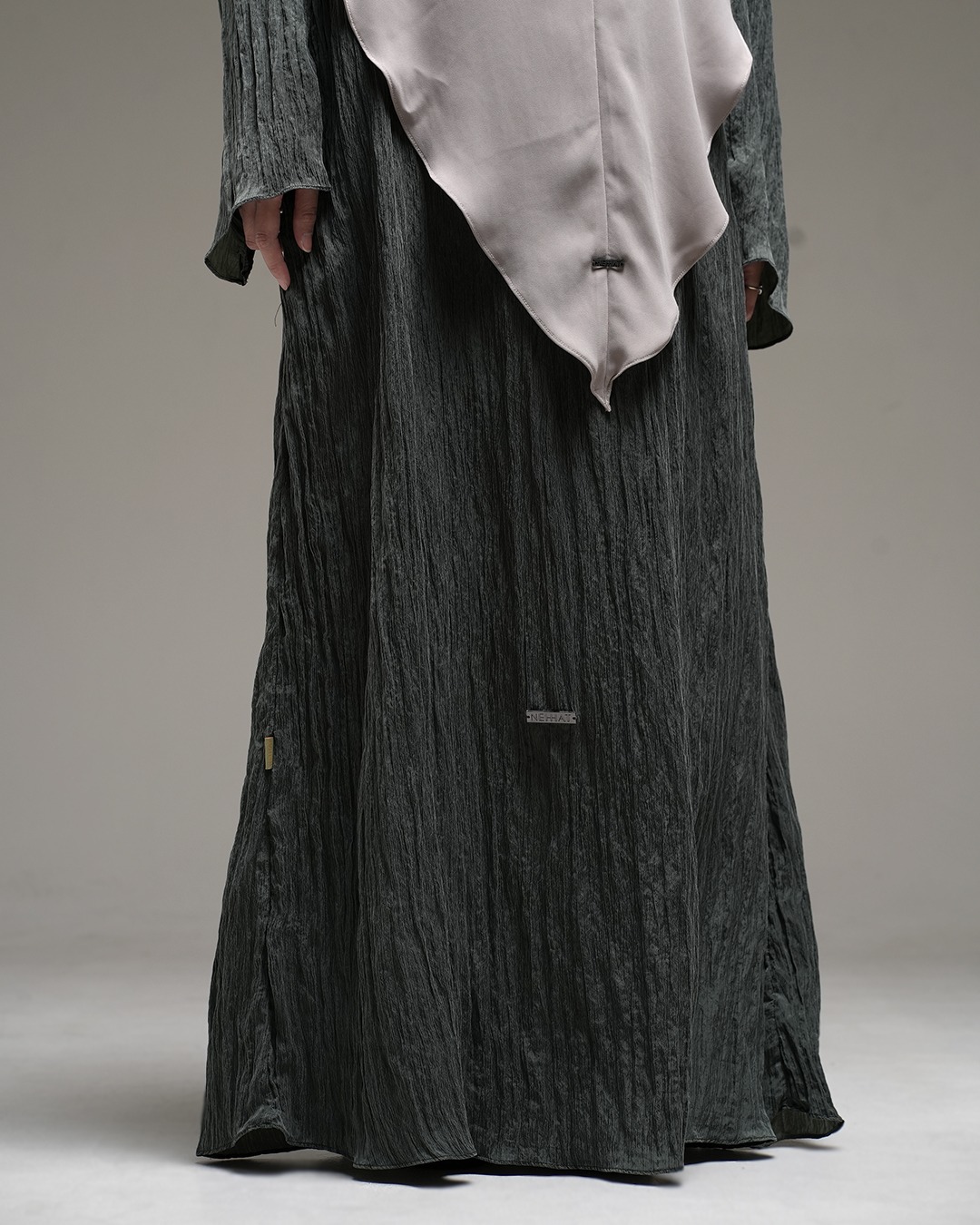 Nuvel Ecrase Abaya
