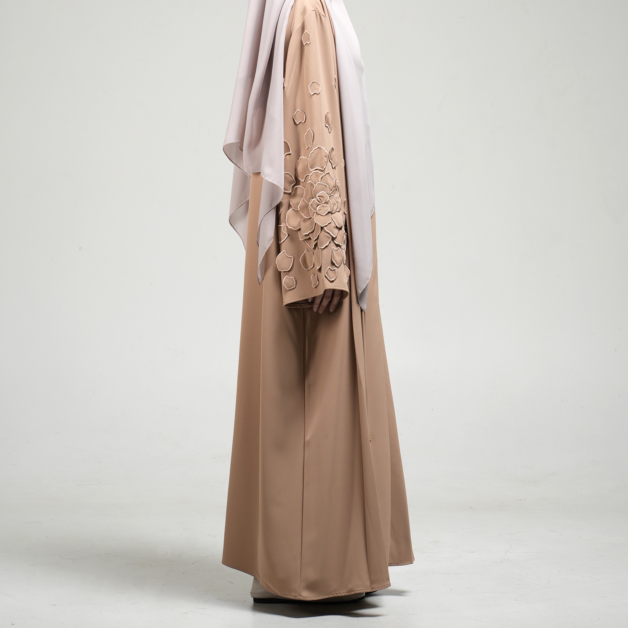 Belle Abaya