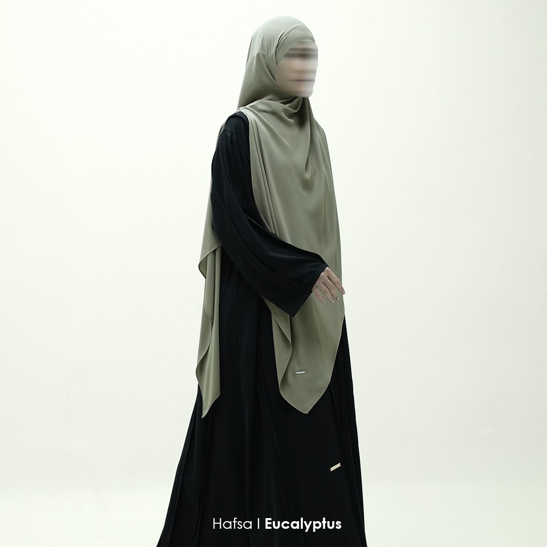 Hafsa Off Shoulder