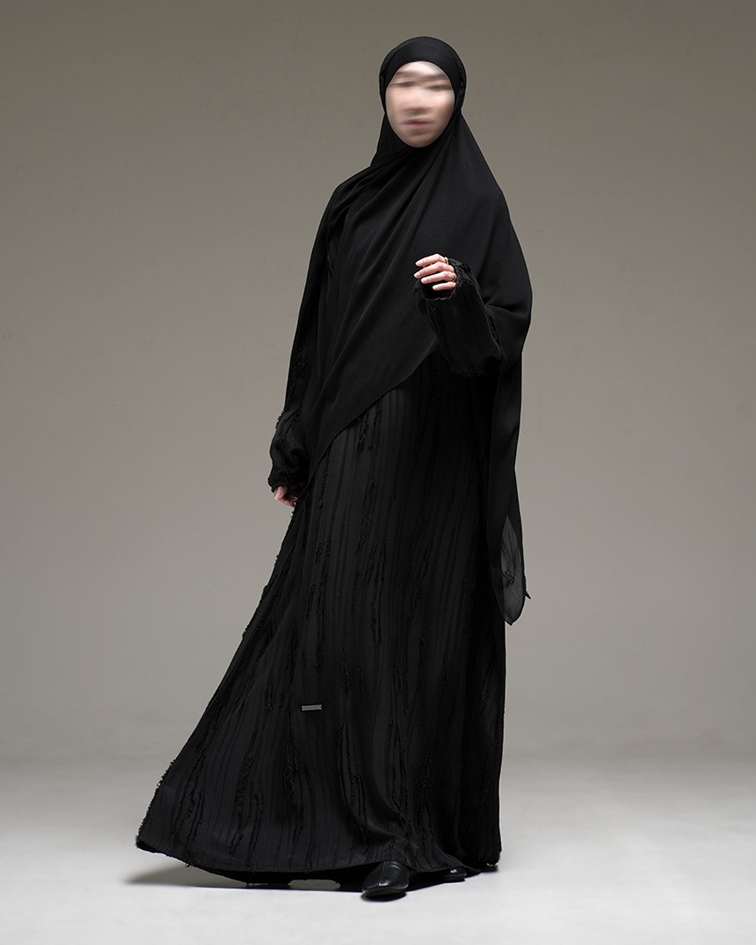 Nuvel Iris Abaya