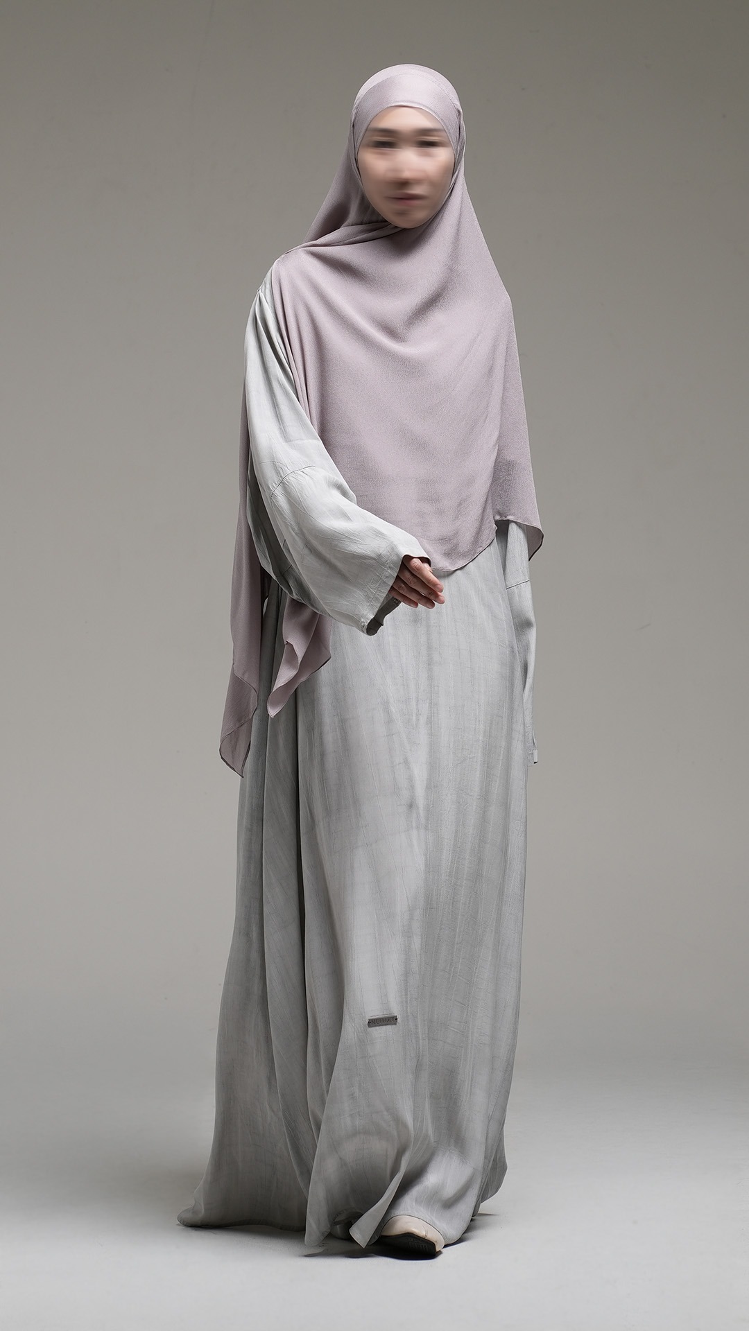 Nuvel Lune Abaya