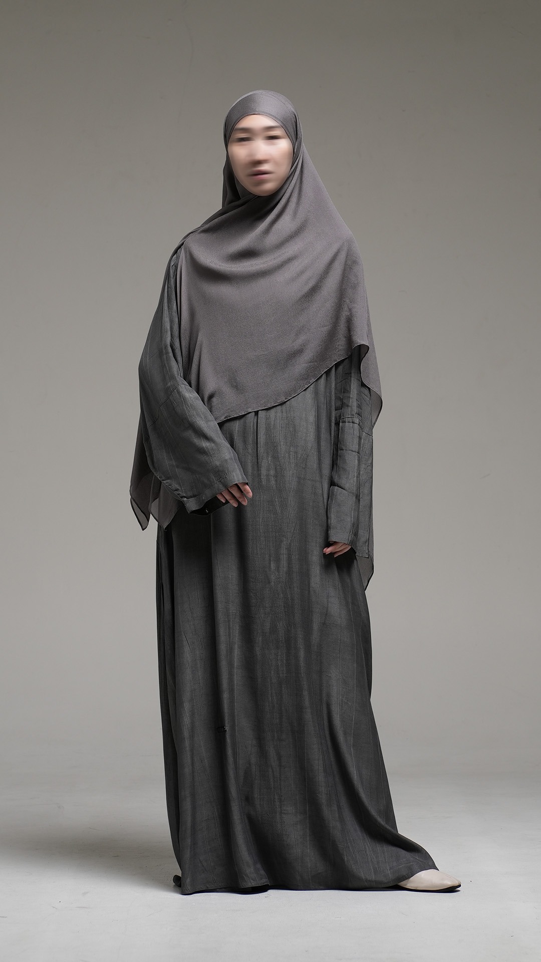 Nuvel Lune Abaya