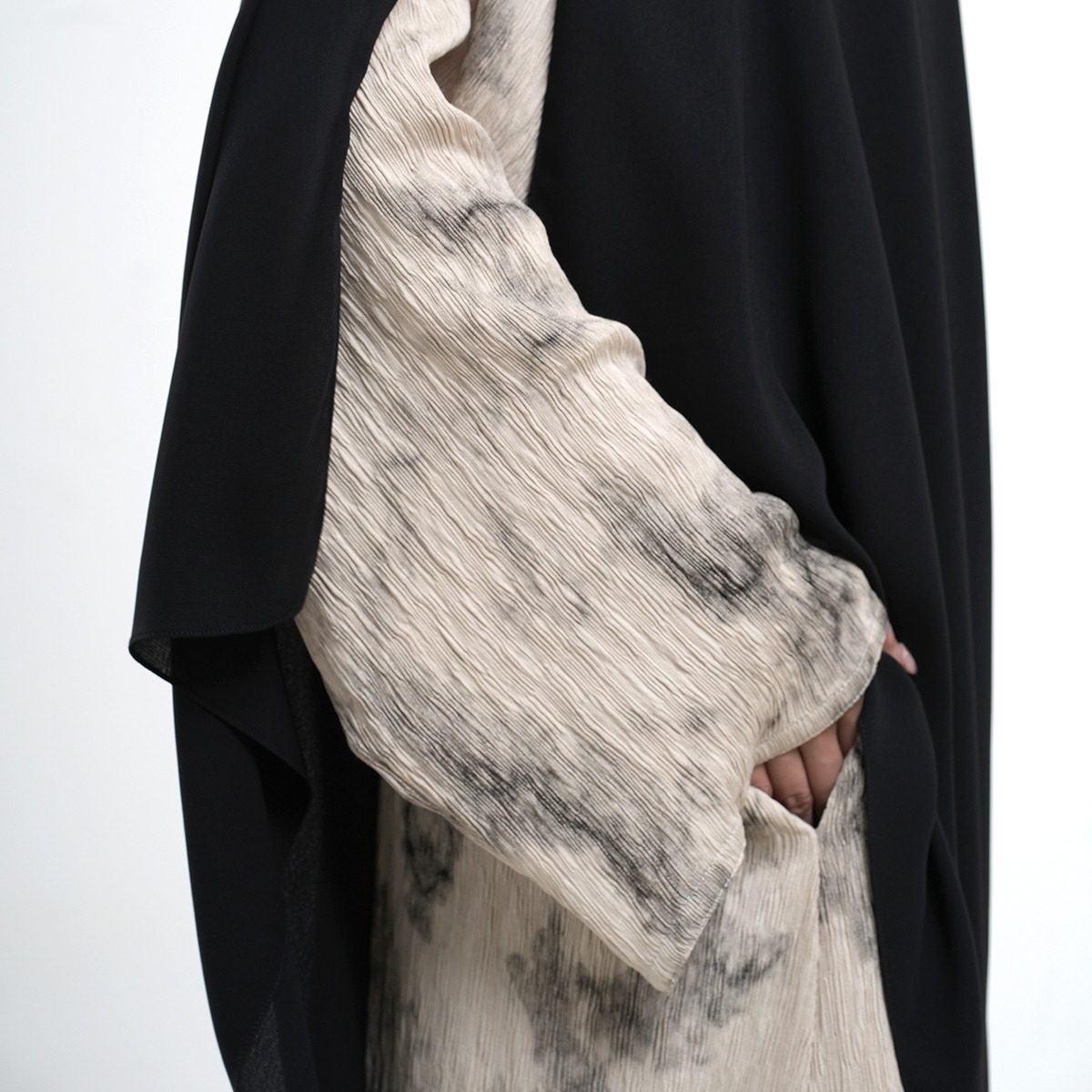 Nidza Marble Abaya