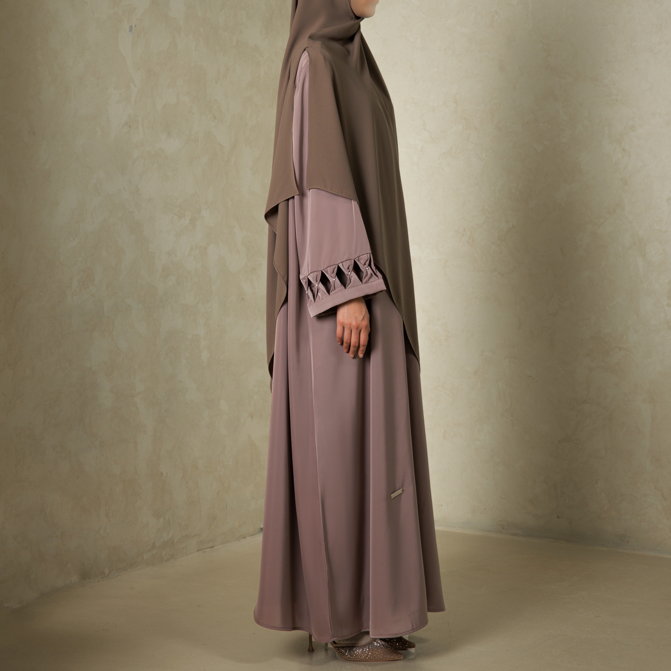 Caria Abaya