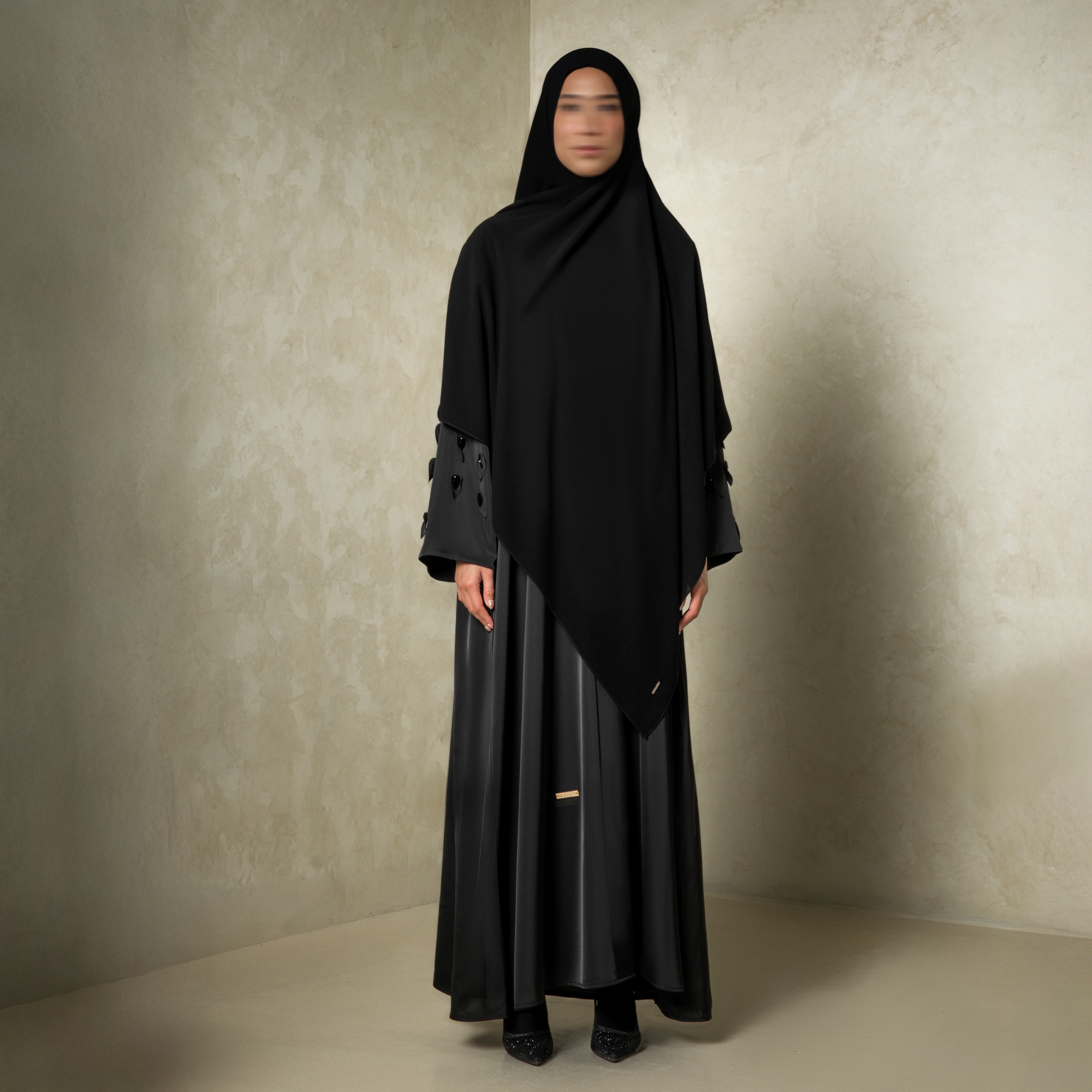 Hadley Abaya