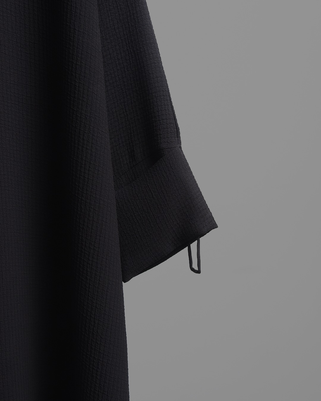 Nehhat All Black Abaya