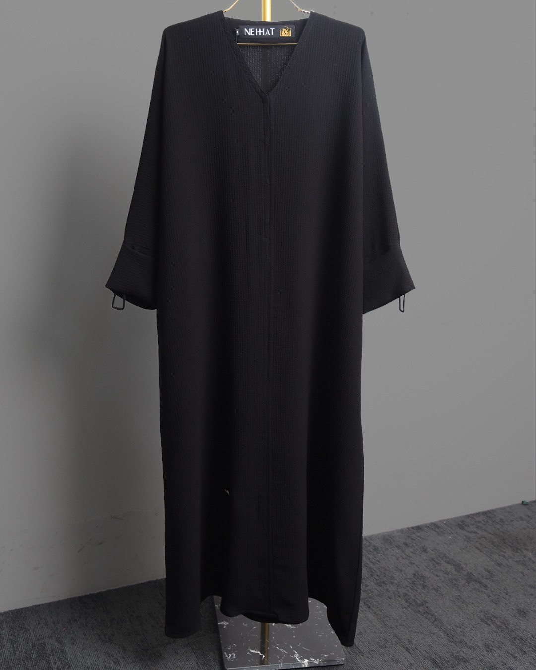 Nehhat All Black Abaya