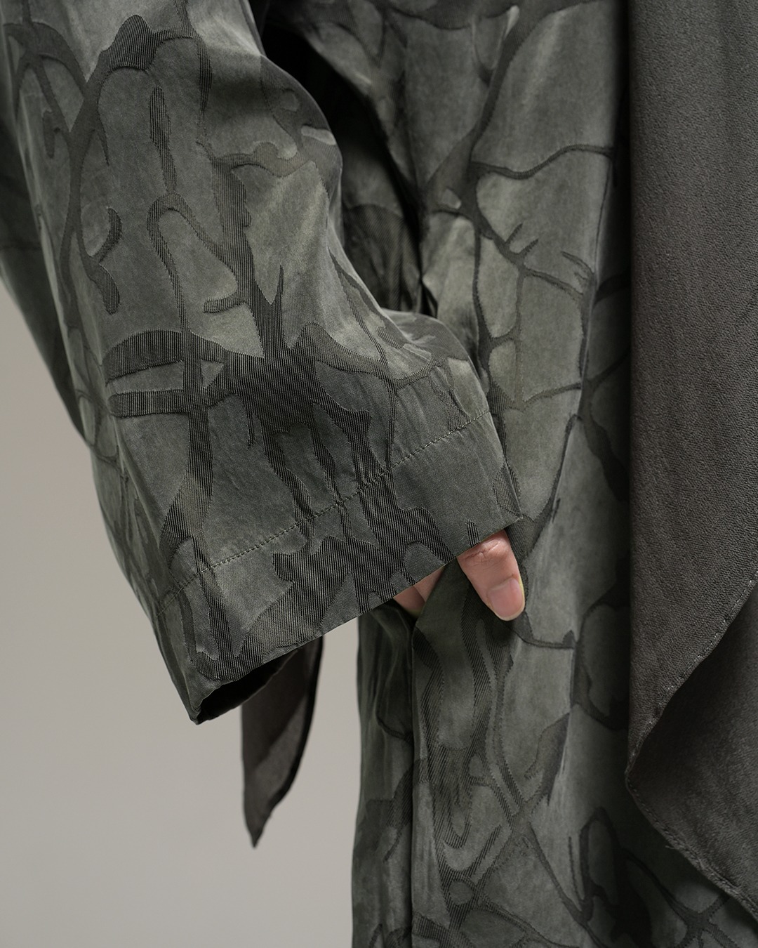 Nuvel Fern Abaya