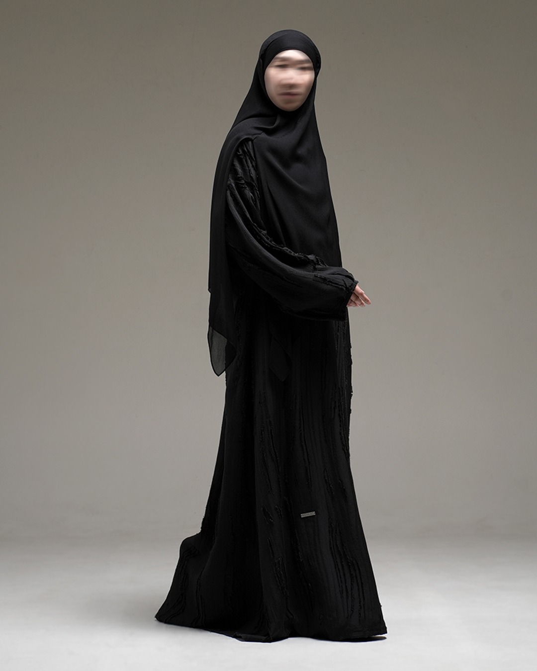 Nuvel Iris Abaya