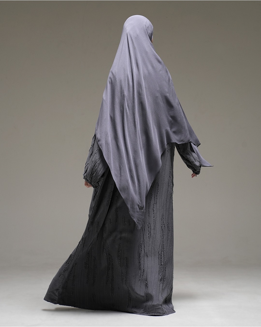 Nuvel Iris Abaya