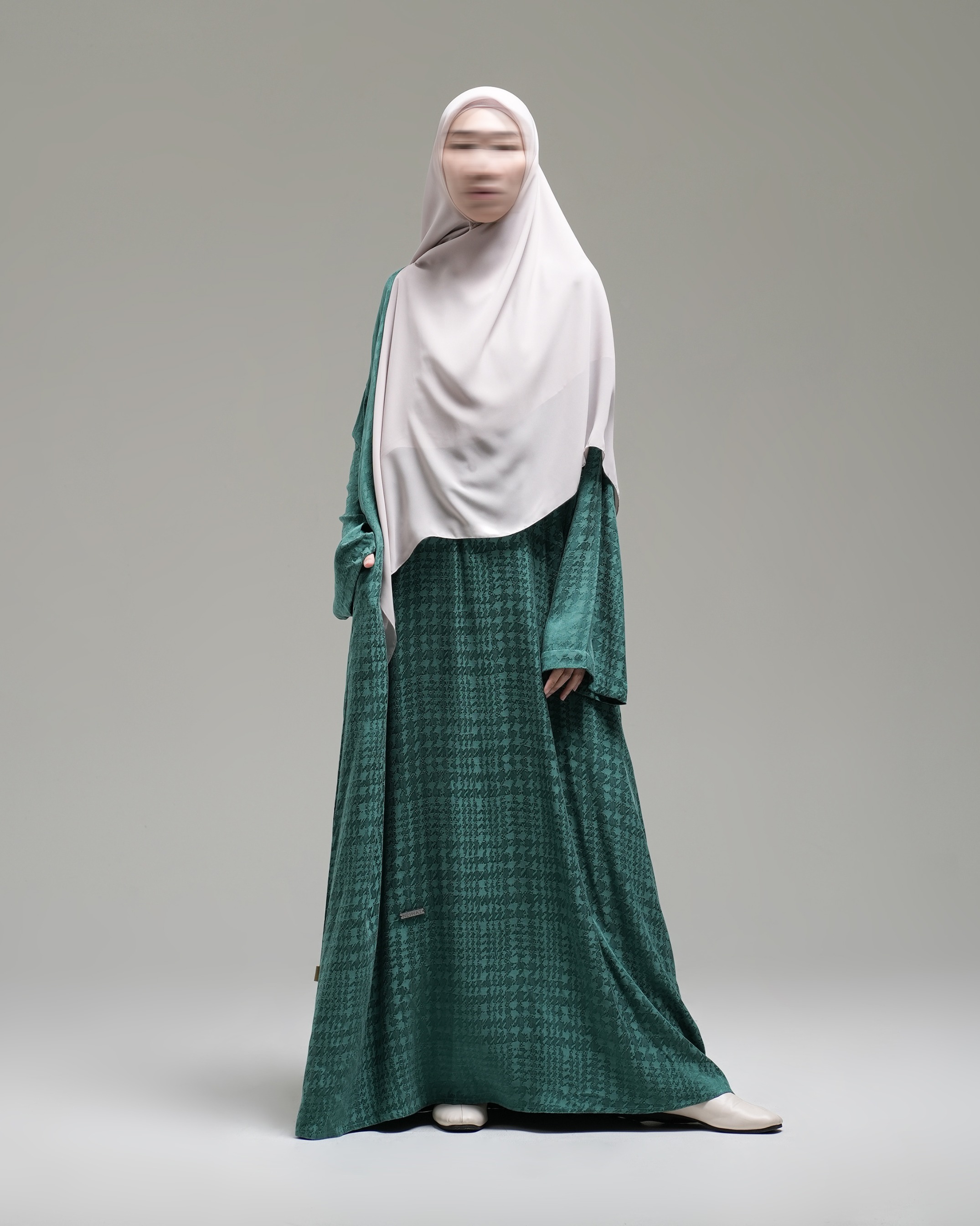 Nuvel Mono Edge Abaya