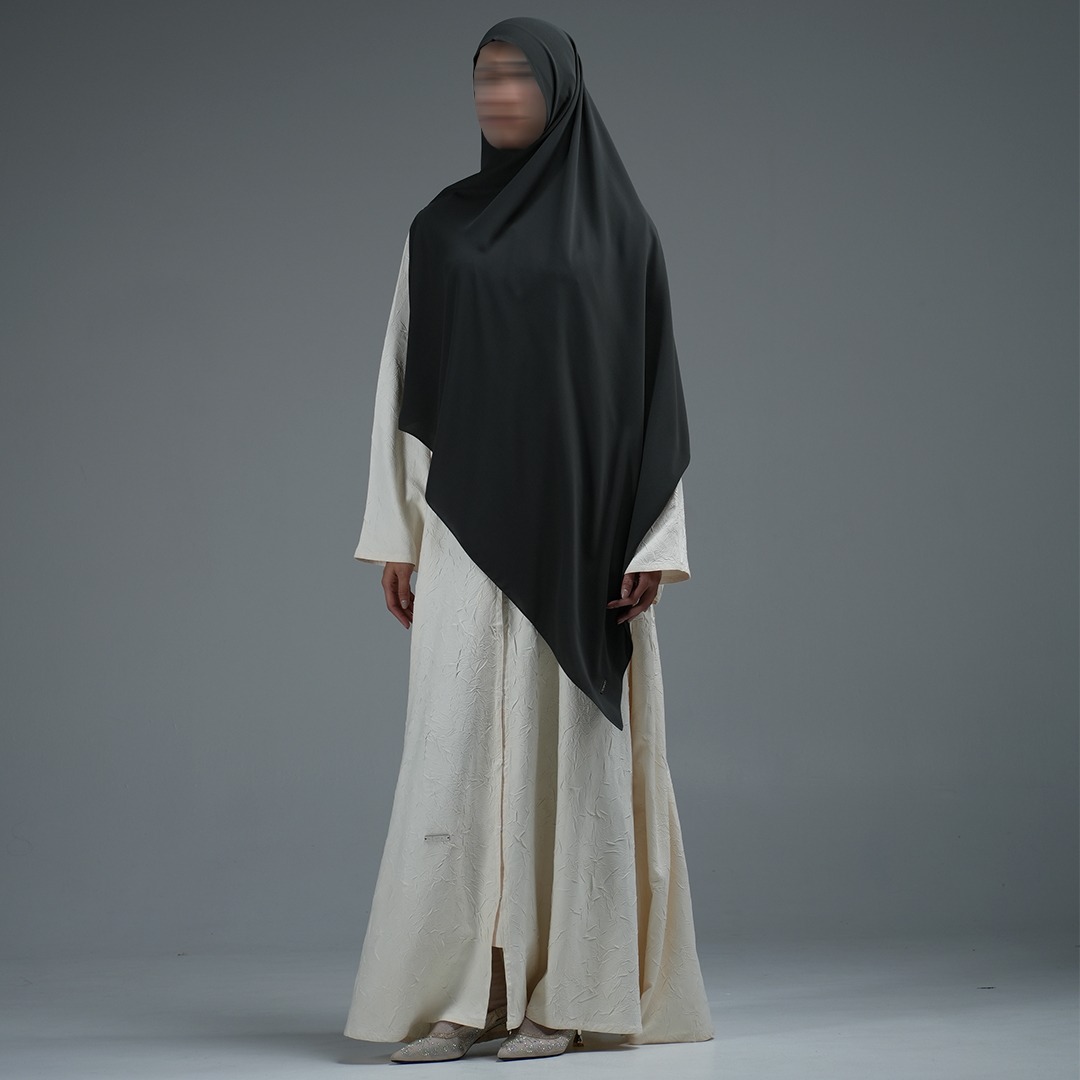 Nahlah Off Shoulder