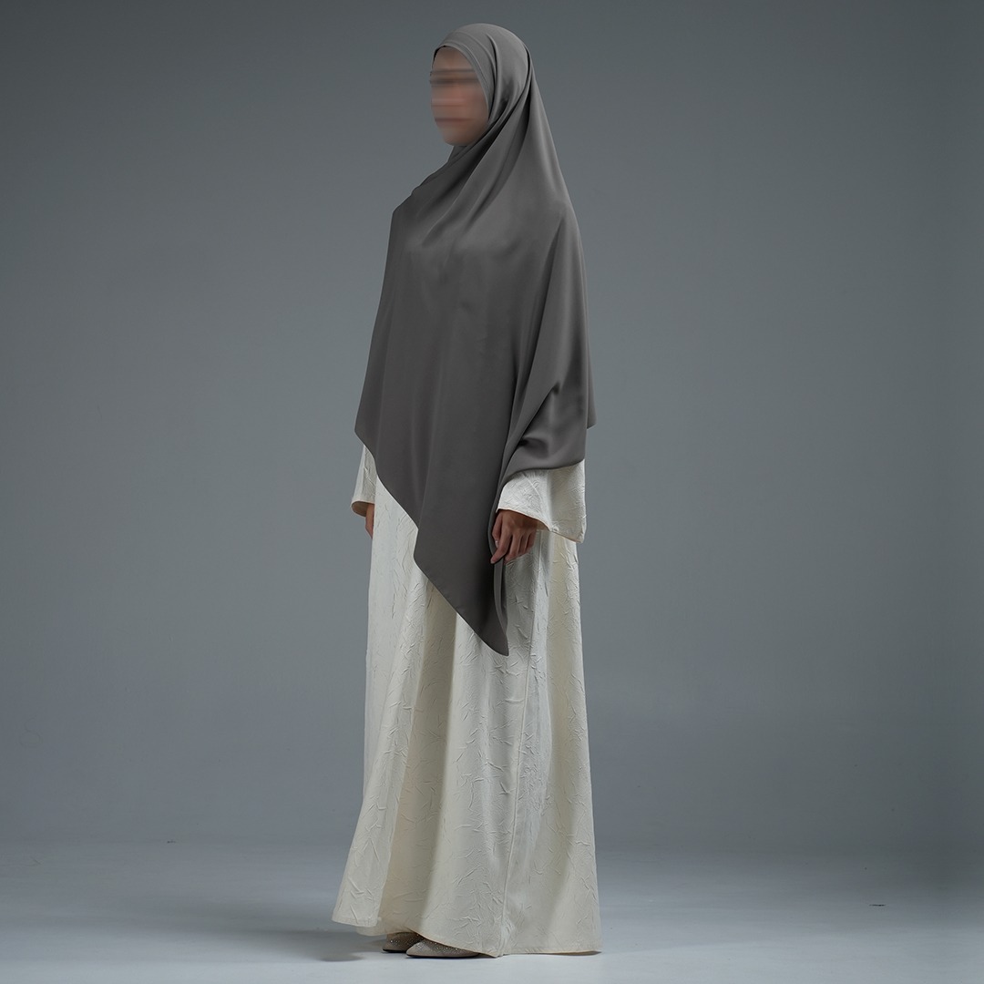 Nahlah Off Shoulder