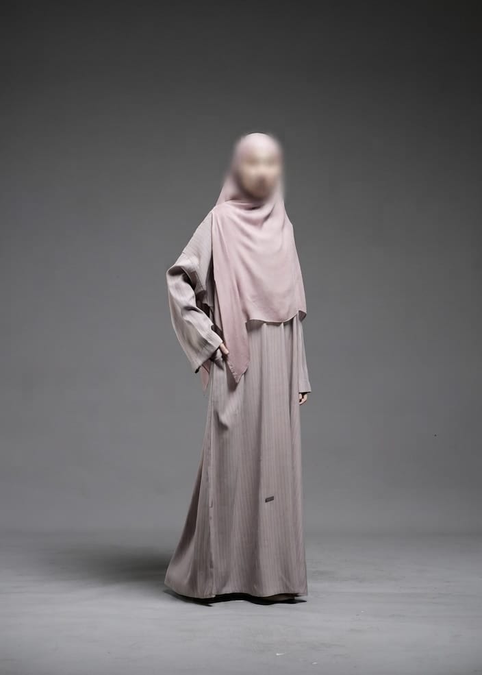 Qalours Abaya
