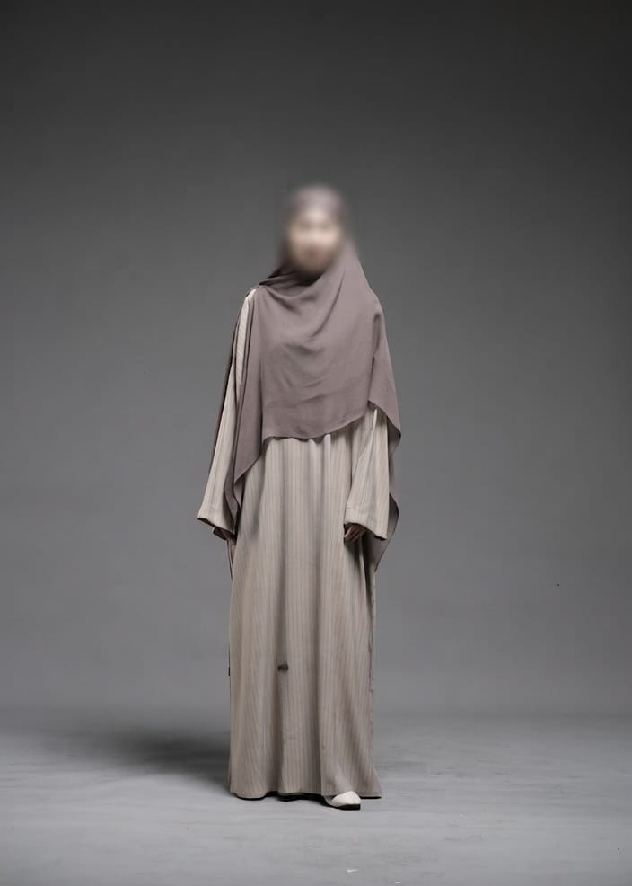 Qalours Abaya