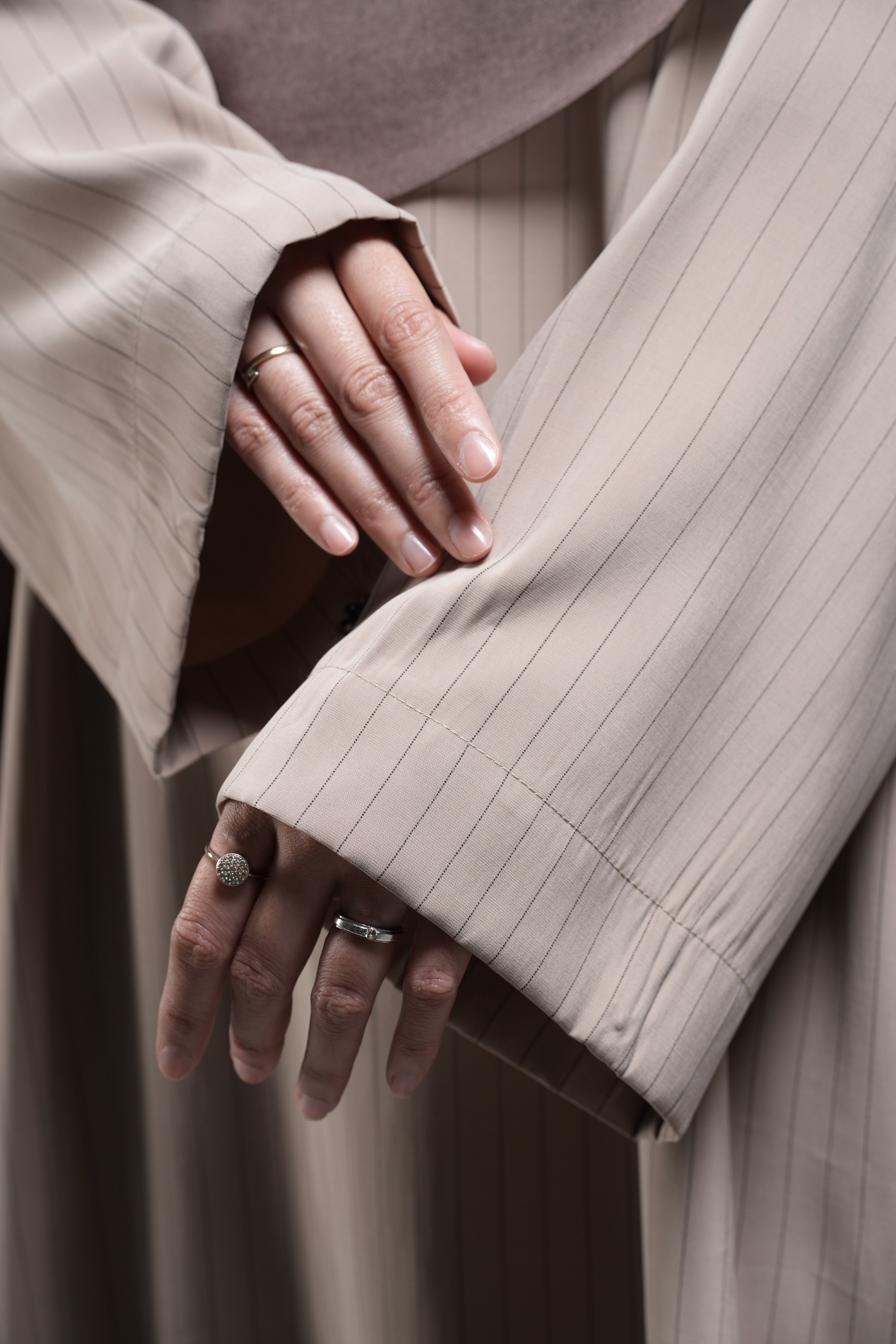 Qalours Abaya