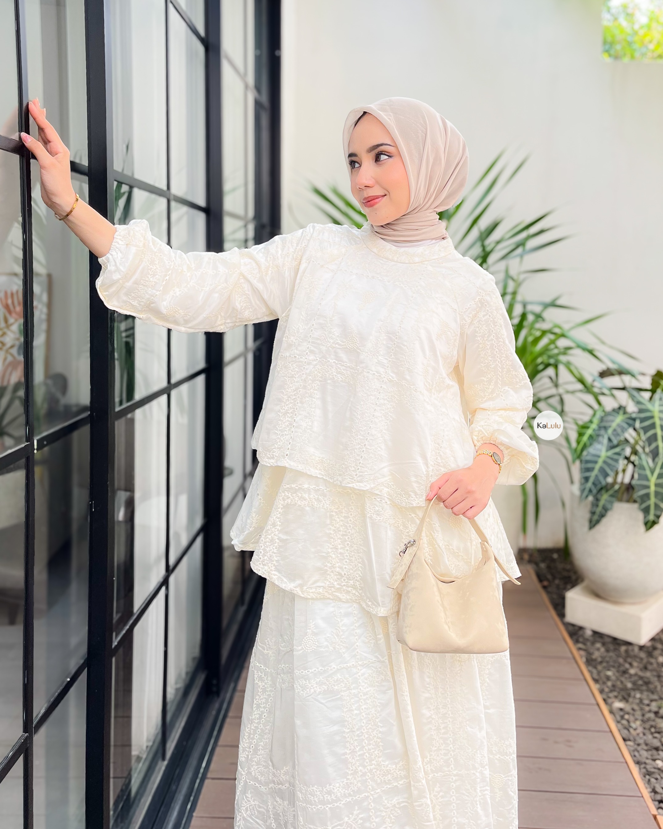 Seliya Oneset