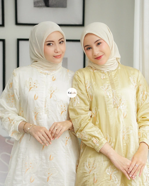 Image of BLUME MELAYU DRESS