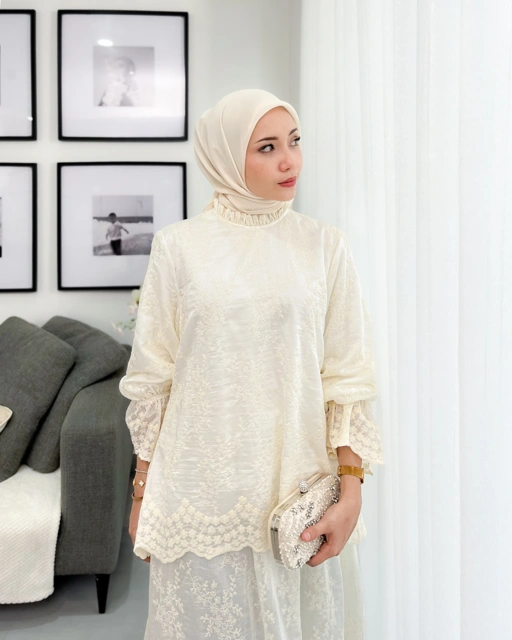 Image of Soja Skirt Set