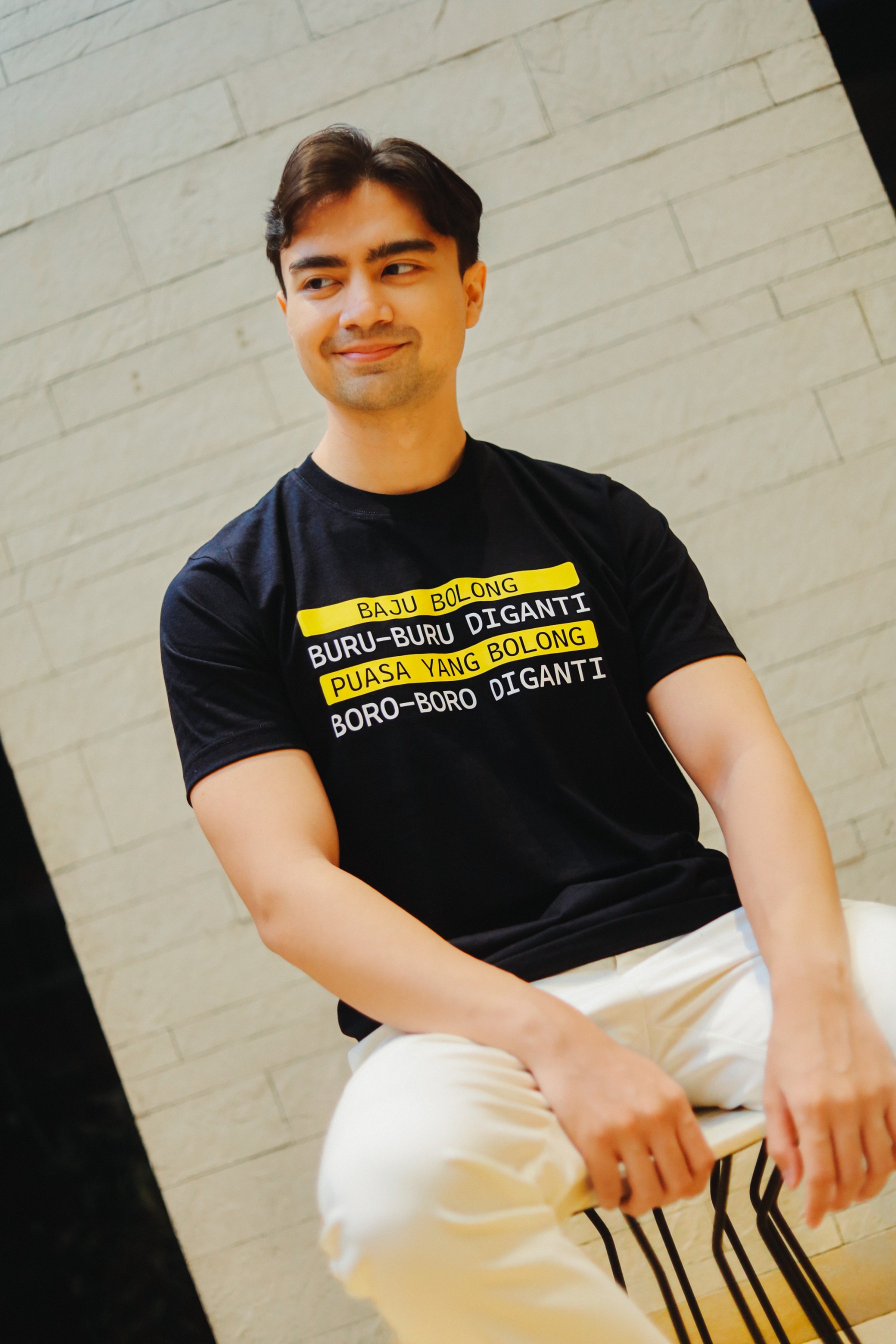 Baju Bolong Black