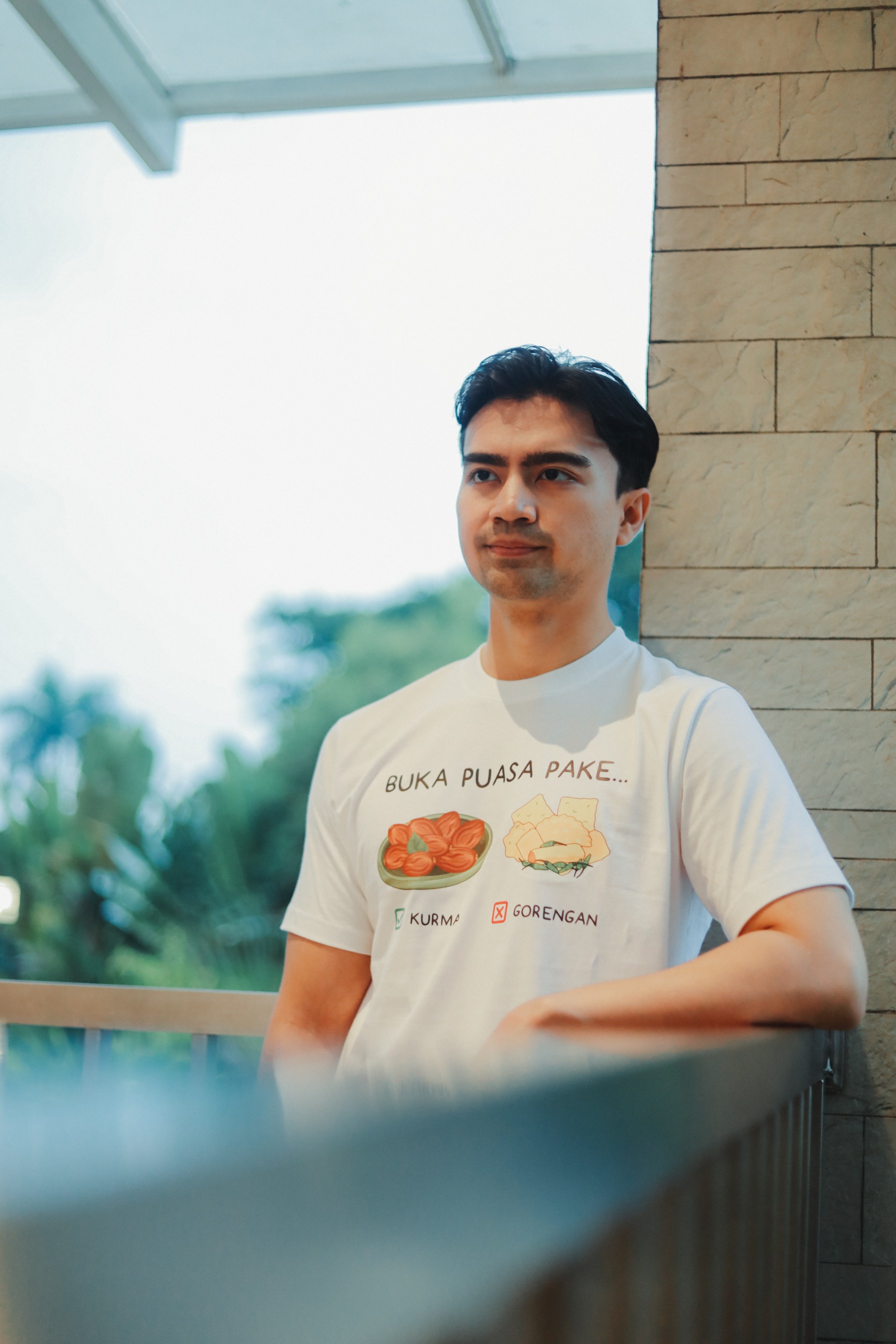 Buka Puasa Pake White