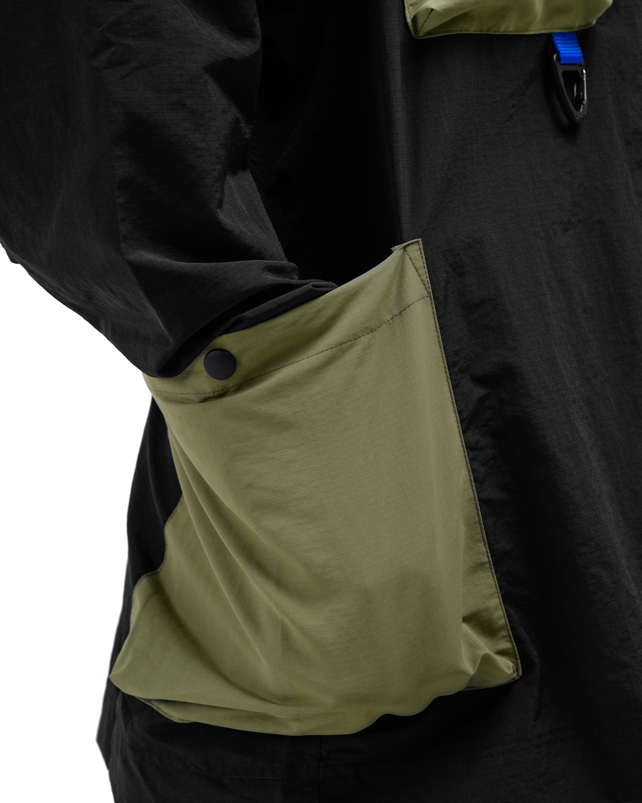 NOOSA Equipment Mantis Coach Jacket - Black Olive