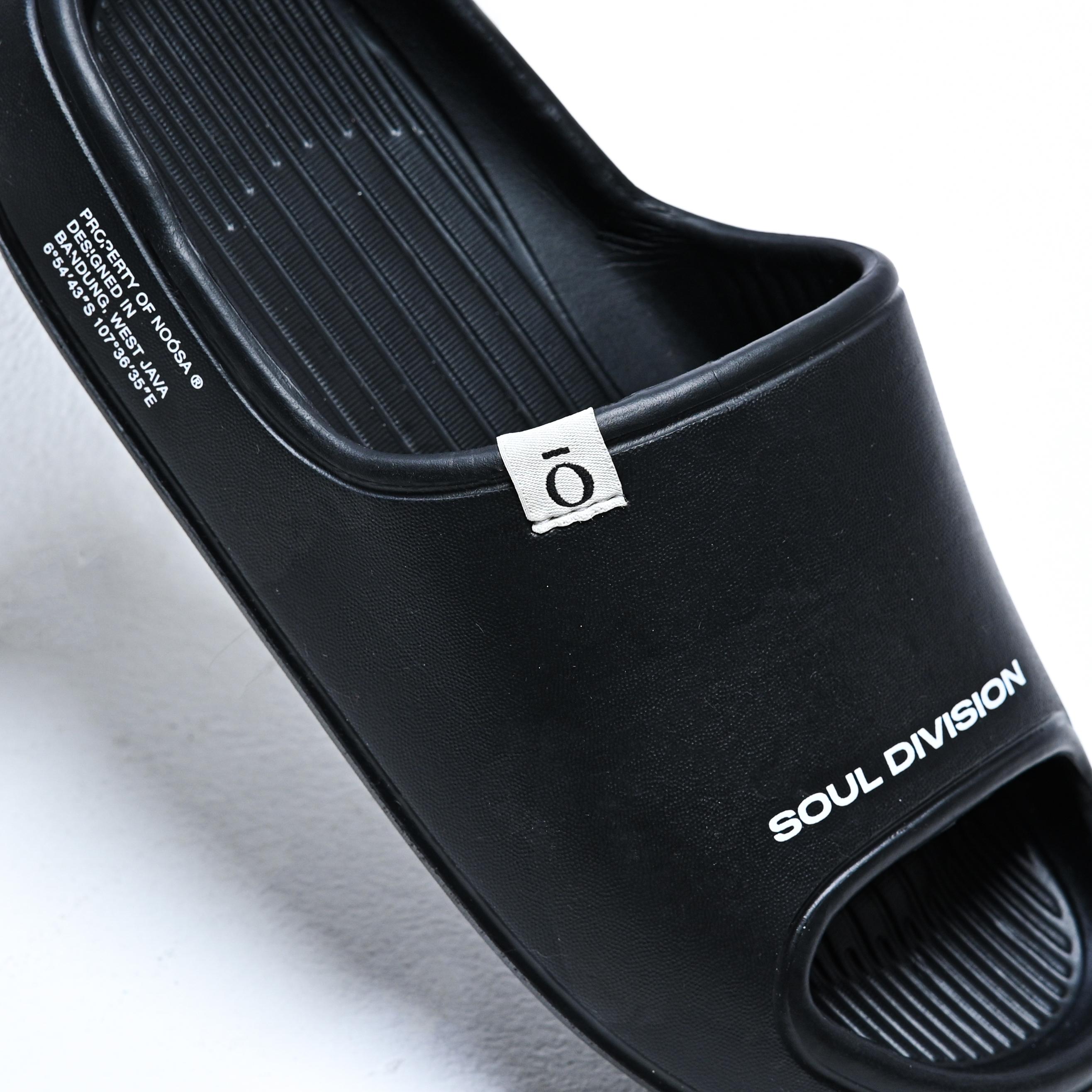 NOOSA Nordic Eva Slides Black White