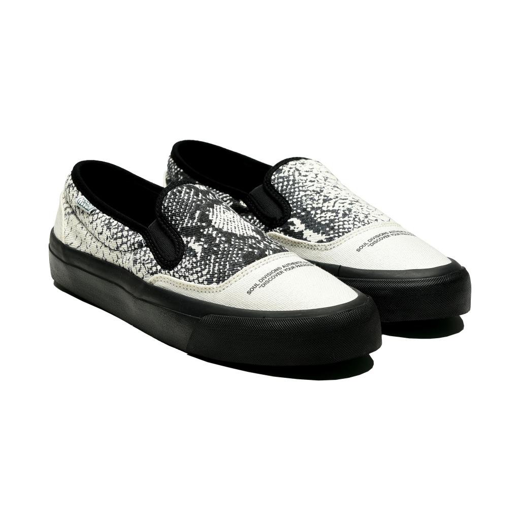 NOOSA Venomous Black Liberta Slip On