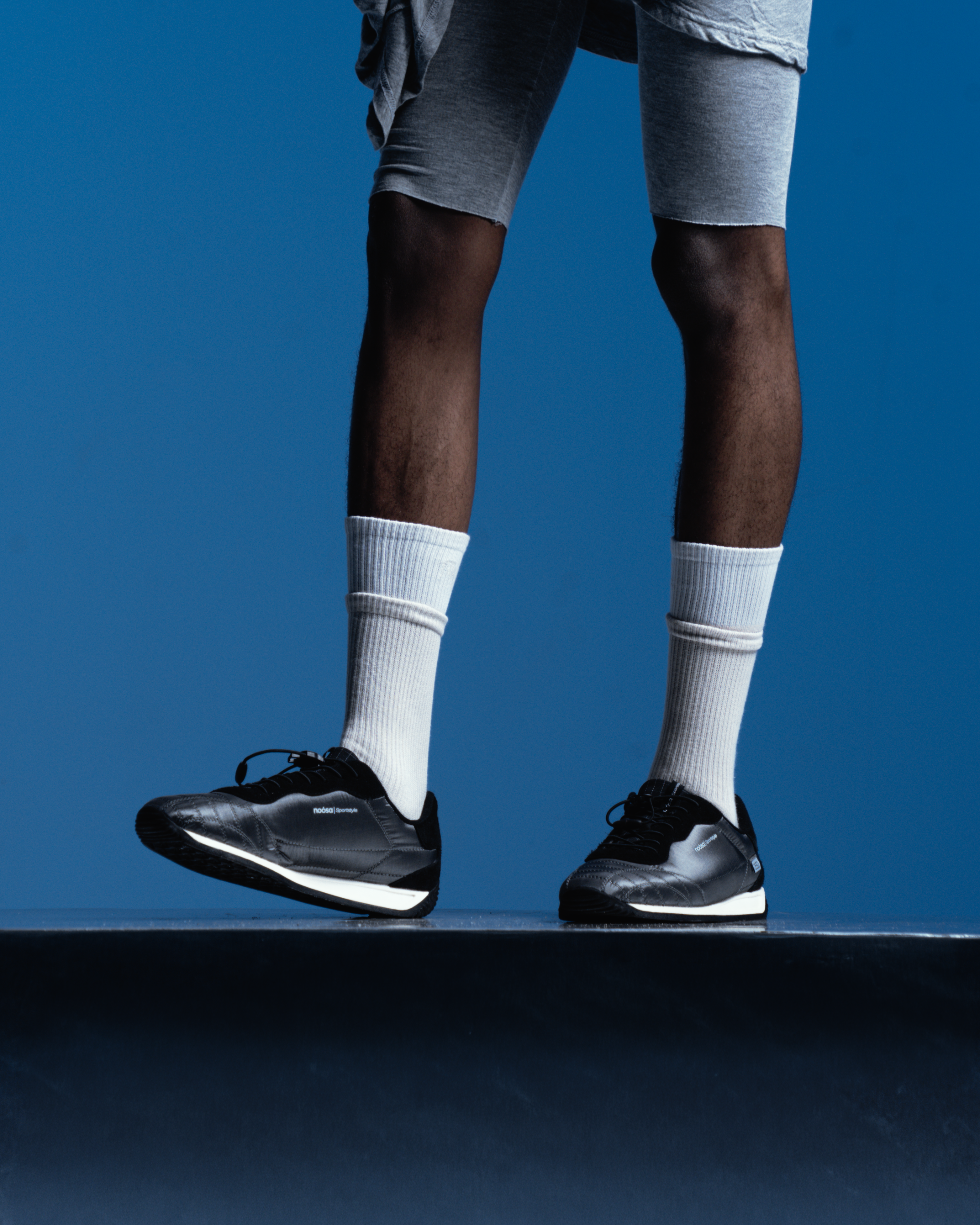 NOOSA Retro Runner V.1 - Metallic Grey