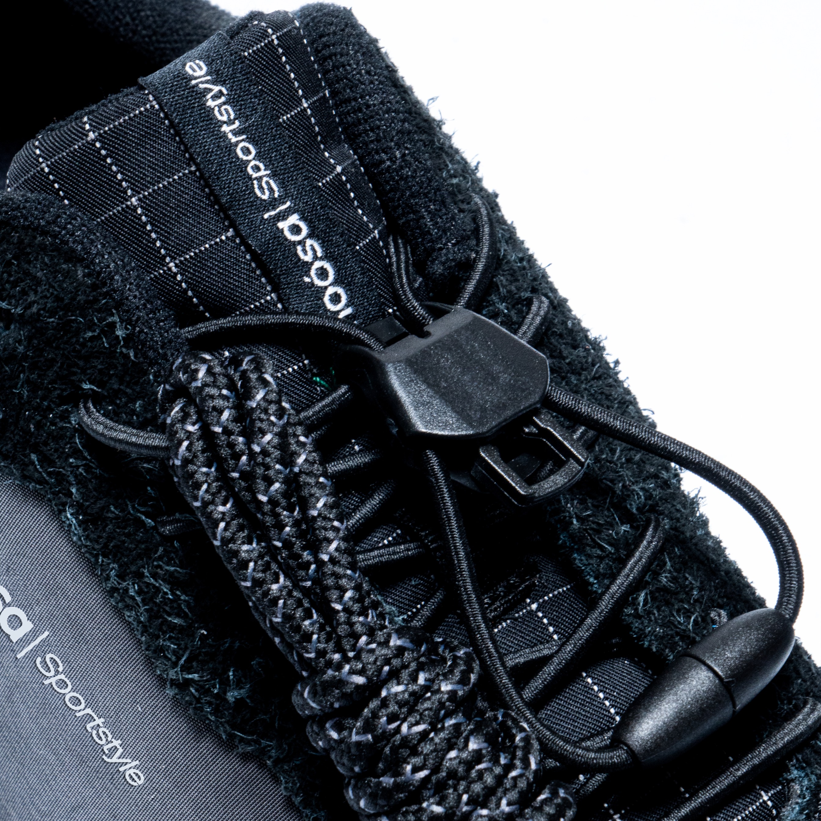 NOOSA Retro Runner V.1 - Metallic Grey