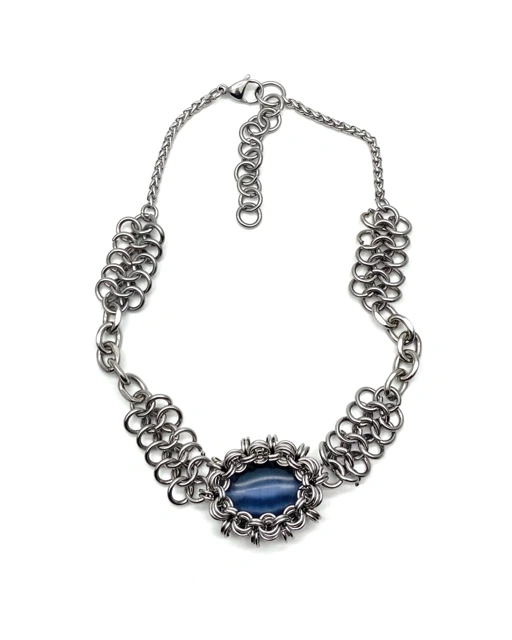 Image of DRESYN BLACK CATEYE NECKLACE