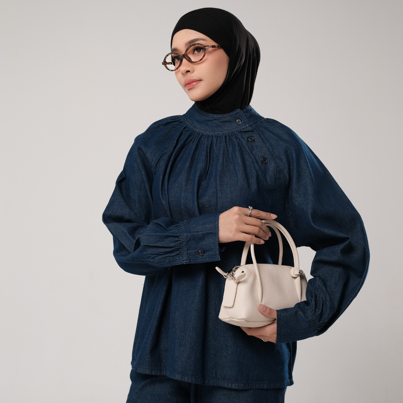 NHS.LOOKS - Ovia Denim Blouse