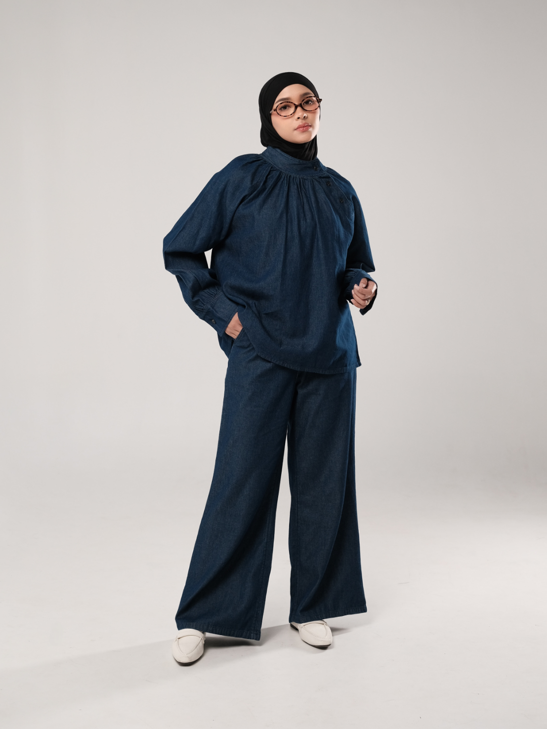 NHS.LOOKS - Ovia Denim Pants