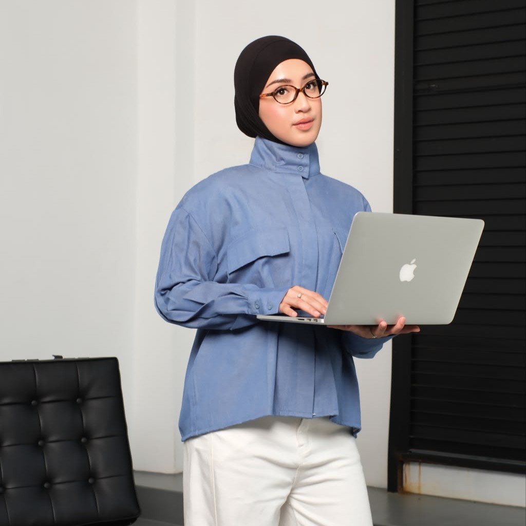 NHS.LOOKS - Denim Pocket Shirt