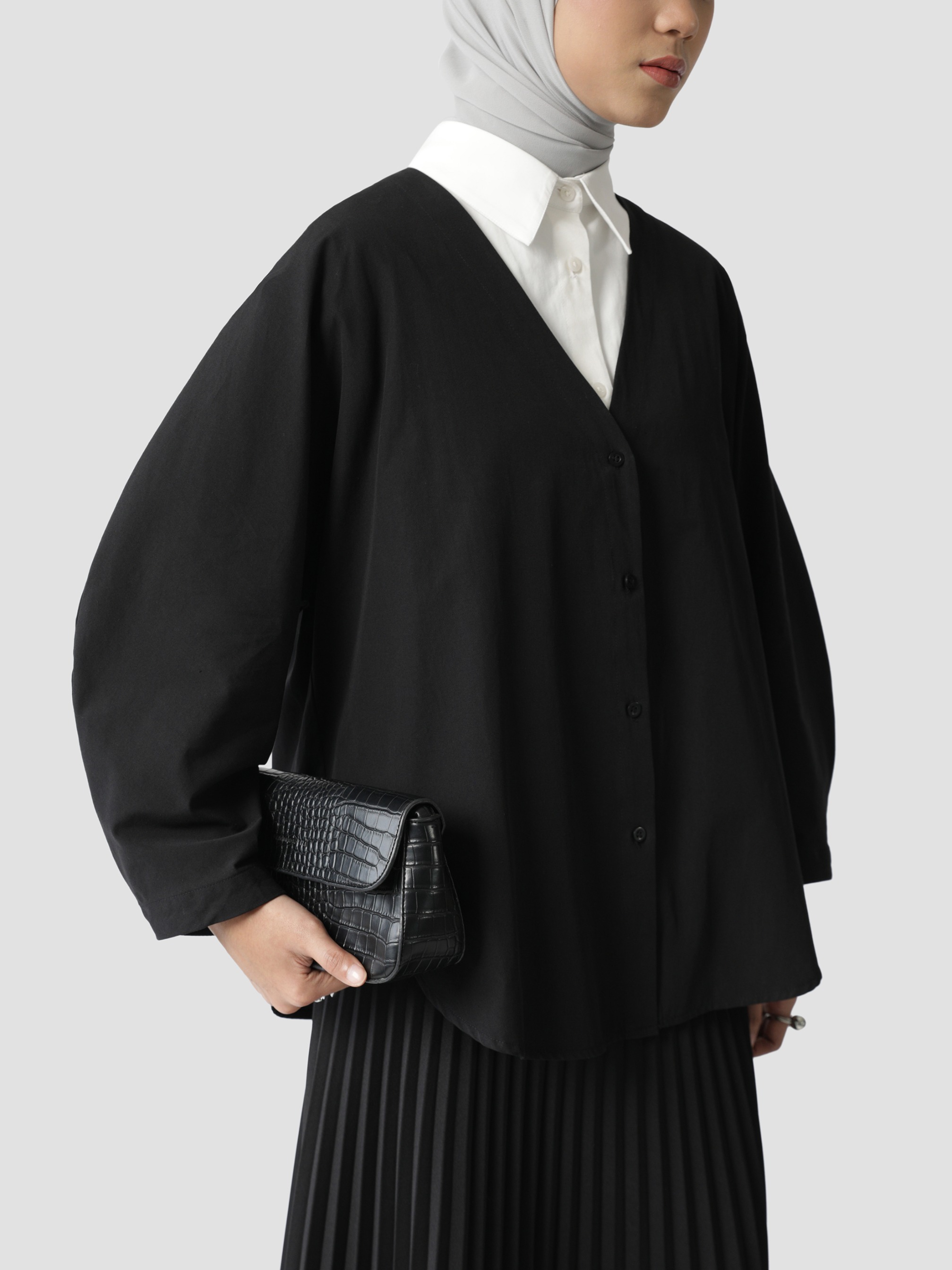 SALE Sabamodest Poplin V Shirt