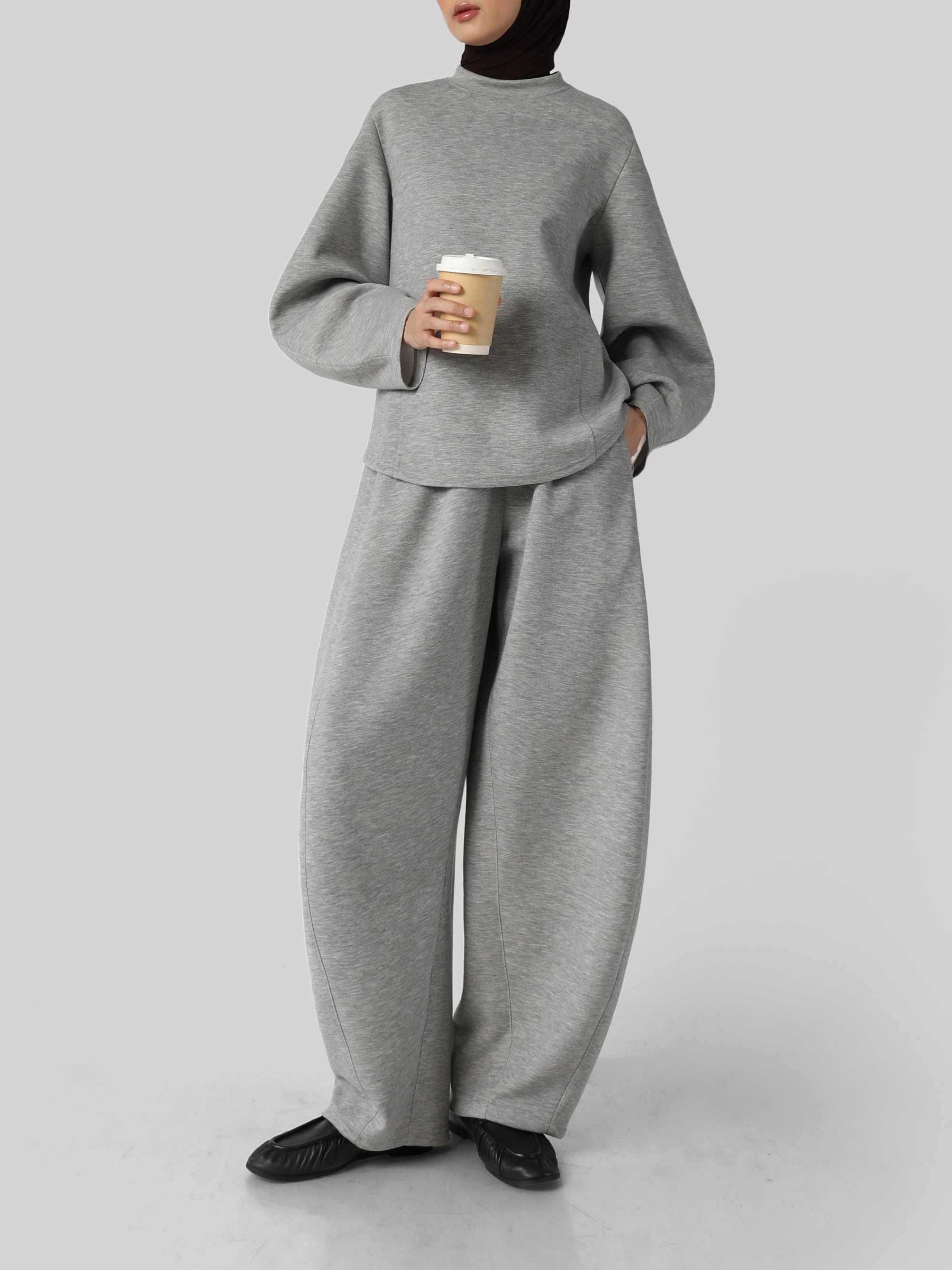 Sabamodest Comfy Bonded Petal Blouse & Comfy Bonded Barrel Pants