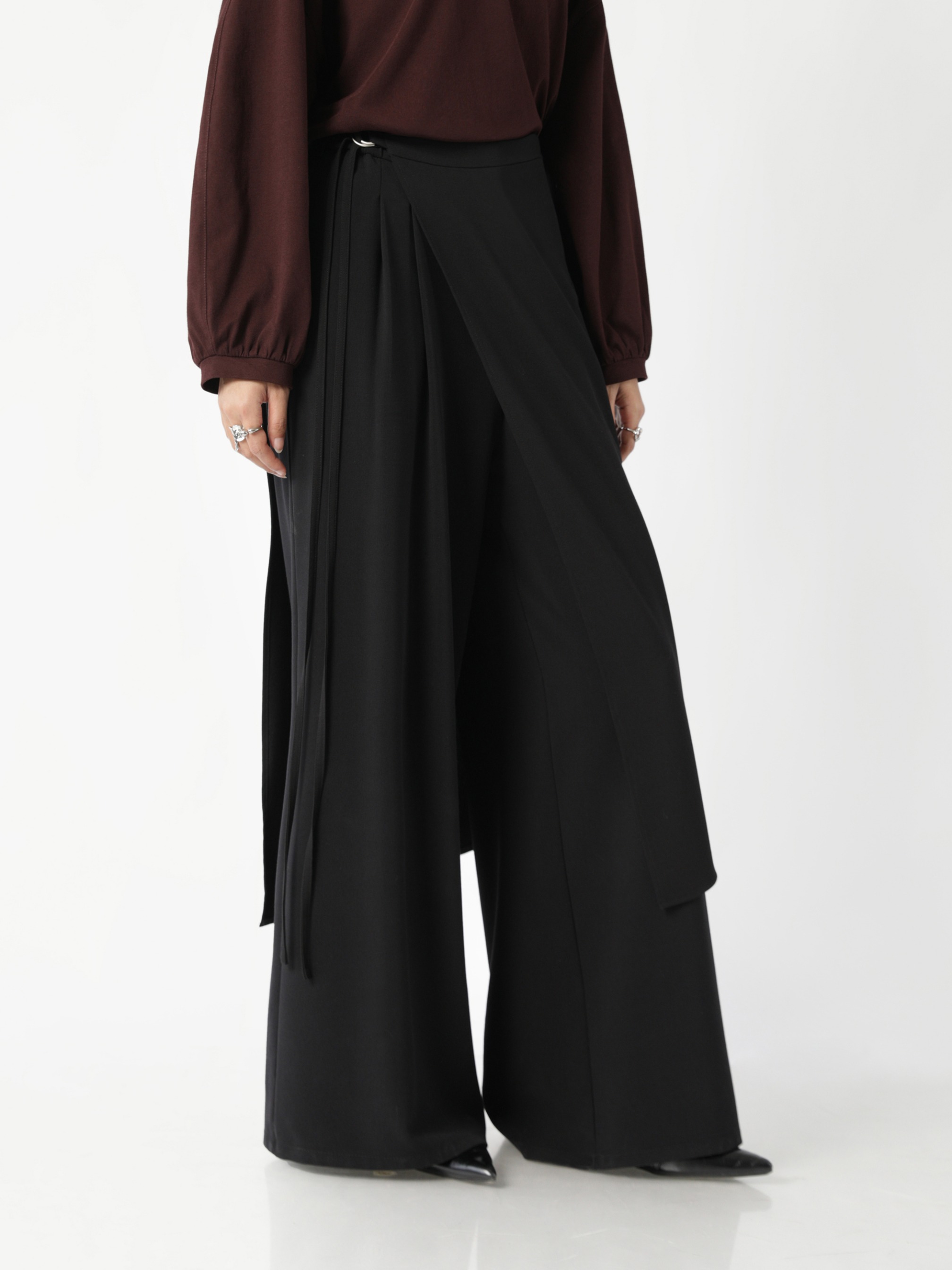 Sabamodest Pants with Apron Skirt