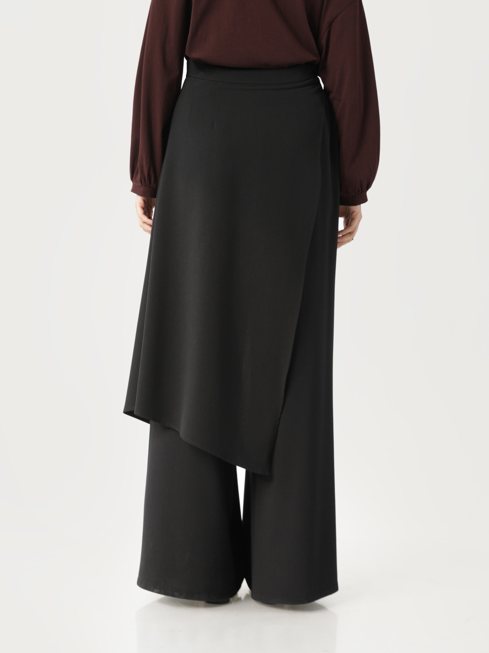 Sabamodest Pants with Apron Skirt