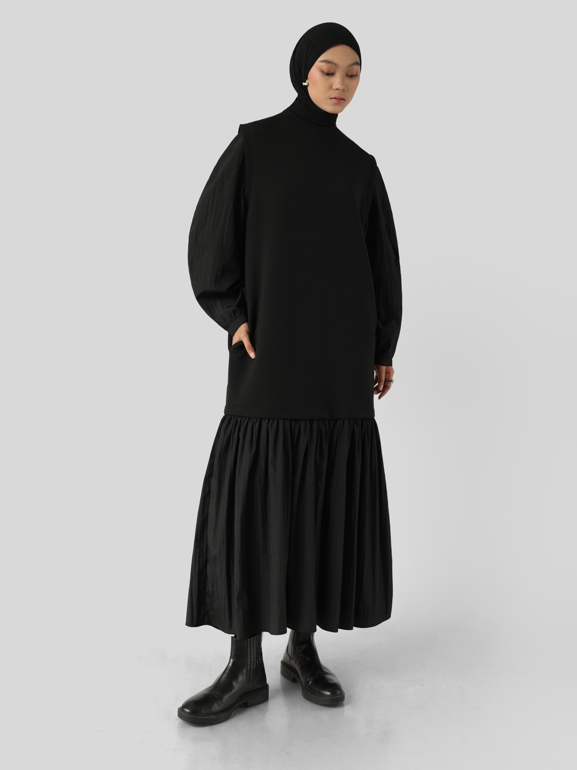Sabamodest Vest Dress