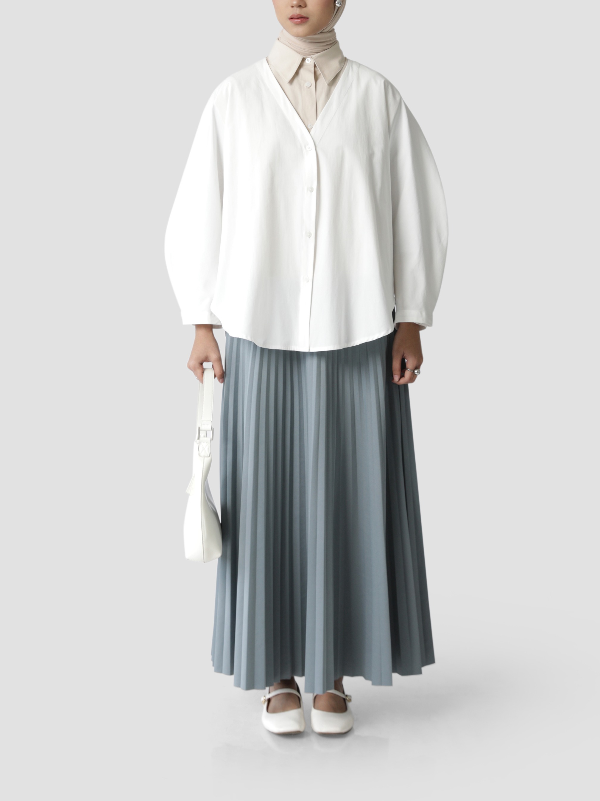 SALE Sabamodest Poplin V Shirt