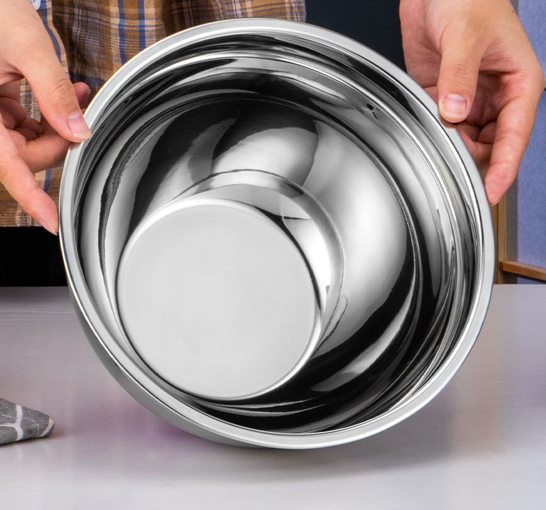 Mangkuk Adonan Kue Salad Stainless Steel Penutup Silikon Anti Slip Ukuran 18 - 26cm