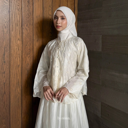 Image of WIGATI BLOUSE