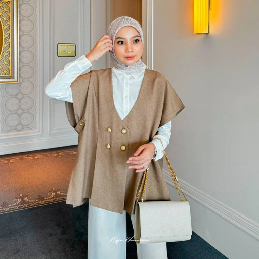 Image of JESLYN OUTER 