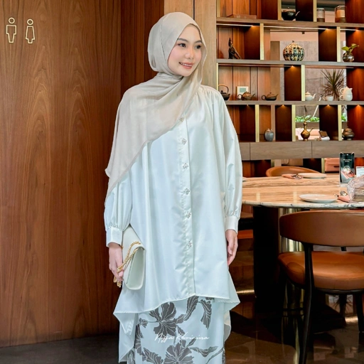 Image of LENNA TUNIK PAYET