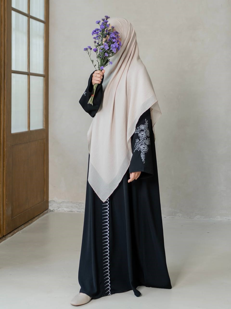 Azmiza-Solace-Abaya Bordir Bunga Dress Bordir Bunga Dress Bordir Muslimah