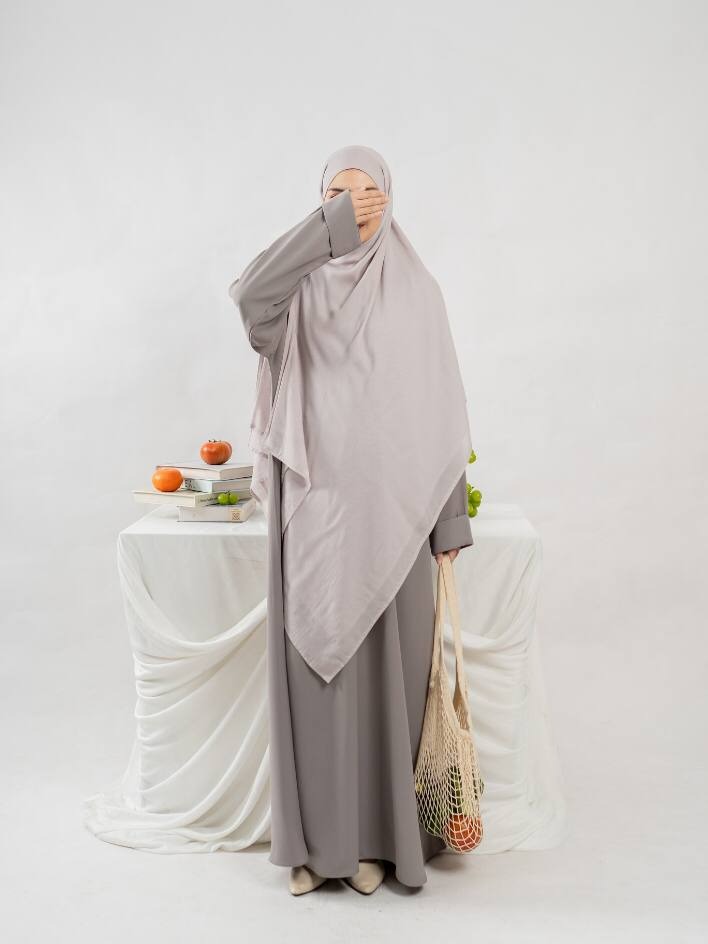Azmiza-Nuetta Loose Dress-Dress Loose Lebaran Umroh Haji Outfit